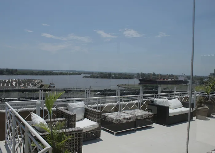 Continental Hotel 4*